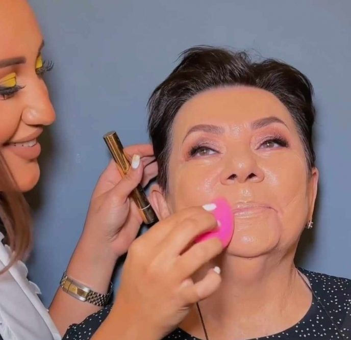 La transformation incroyable d'une femme handicapée par la maquilleuse celebre mérite notre attention spéciale