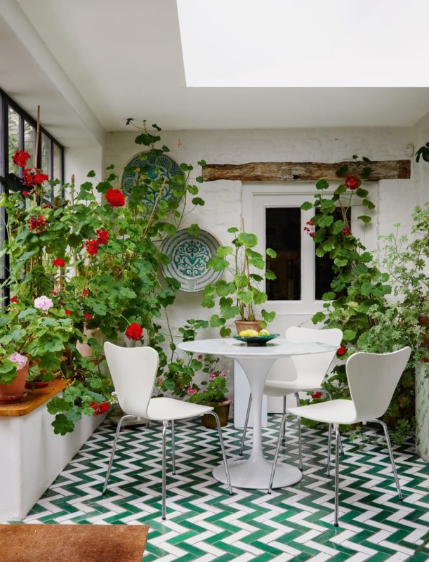 «Un endroit de rêve pour vivre » Cette maison magique nichée au cœur de la nature attire des millions de touristes à travers le monde