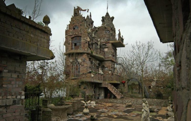 Histoire et transformation de 't Hammetje : De la forteresse des fous au refuge éclectique