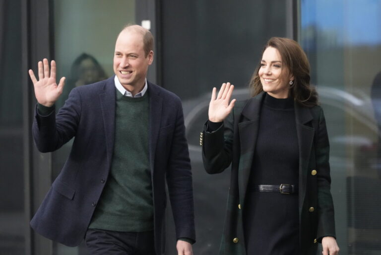 Kate Middleton et le prince William « traversent un enfer », affirme la styliste qui a travaillé avec des enfants royaux