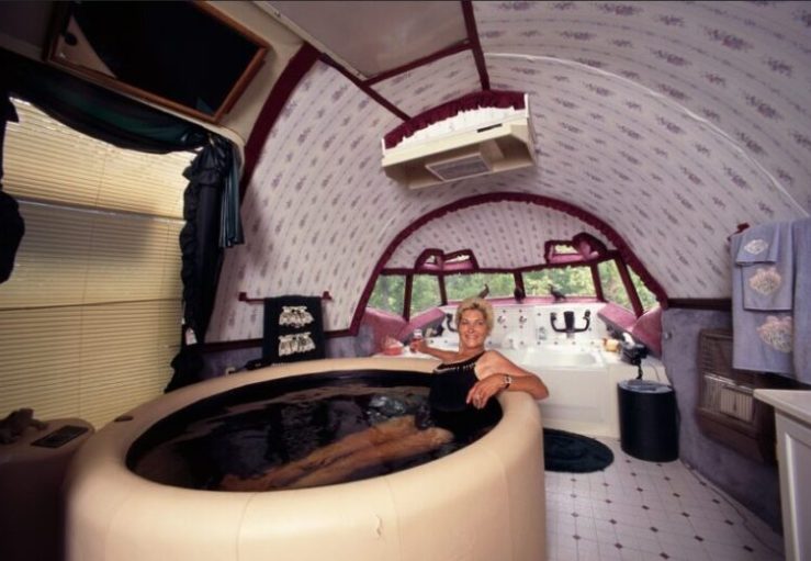 Comment transformer un avion abandonné en une maison extraordinaire