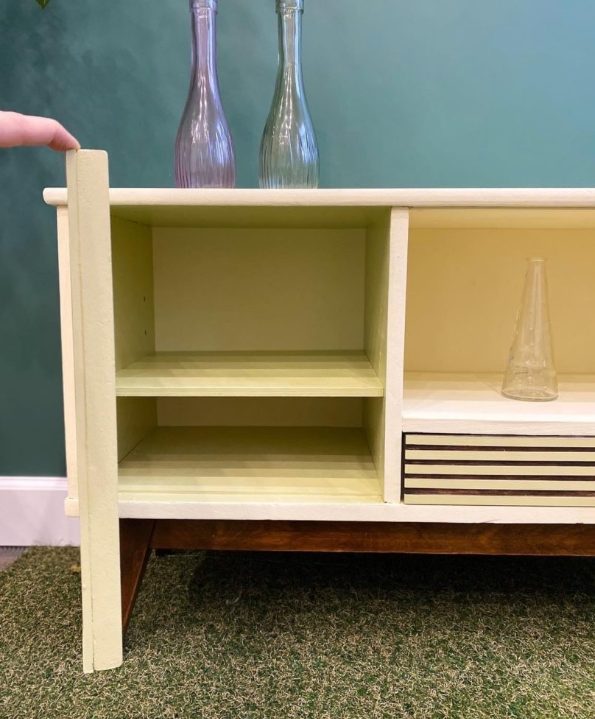 Transformation d'une vieille table de chevet : un projet créatif pour donner une seconde vie aux meubles