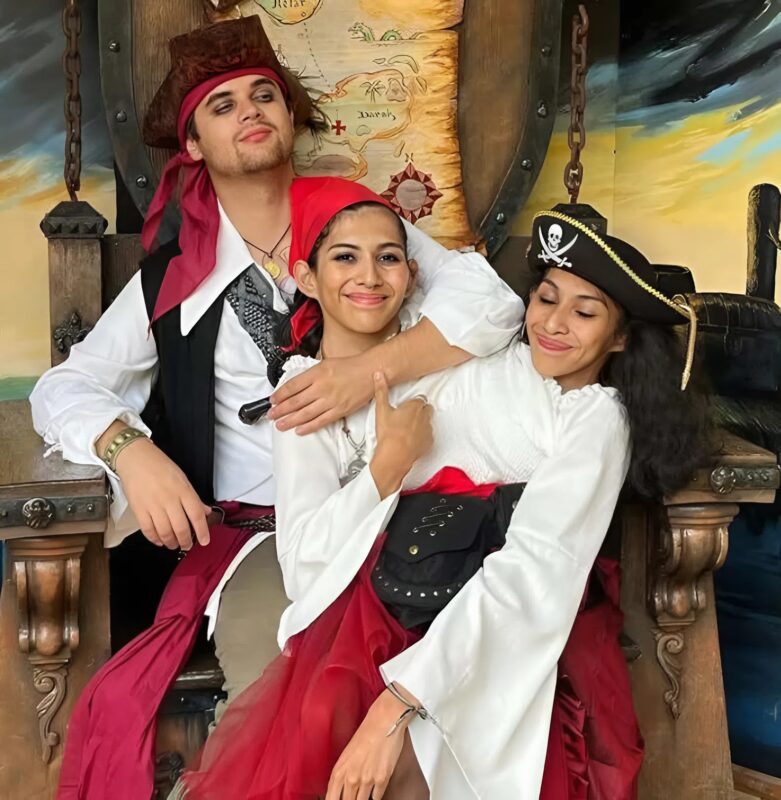 L’une des célèbres jumelles siamoises s’est mariée et elles ont partagé les photos du mariage