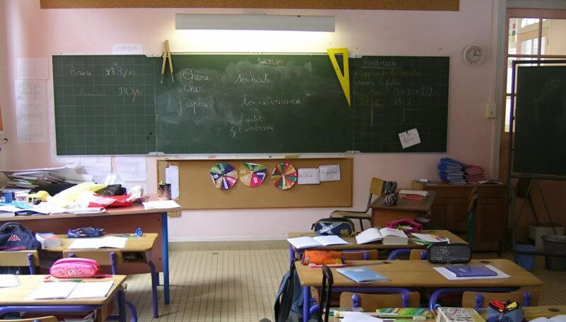 Une élève humiliait le concierge de notre école et aucun élève n'intervenait : ensuite, il s'est passé quelque chose qui a laissé tout le monde sans voix
