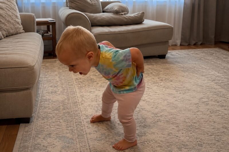Mon fils souffrait de maux de dos, mais les médecins n'arrivaient pas à en trouver la cause : un soir, il a finalement révélé ce qui lui arrivait, et cela a choqué toute la famille
